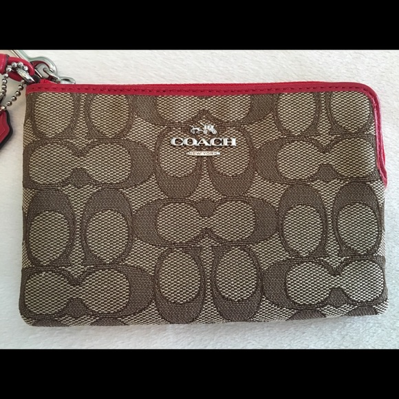 Coach wristlet - Picture 3 of 8